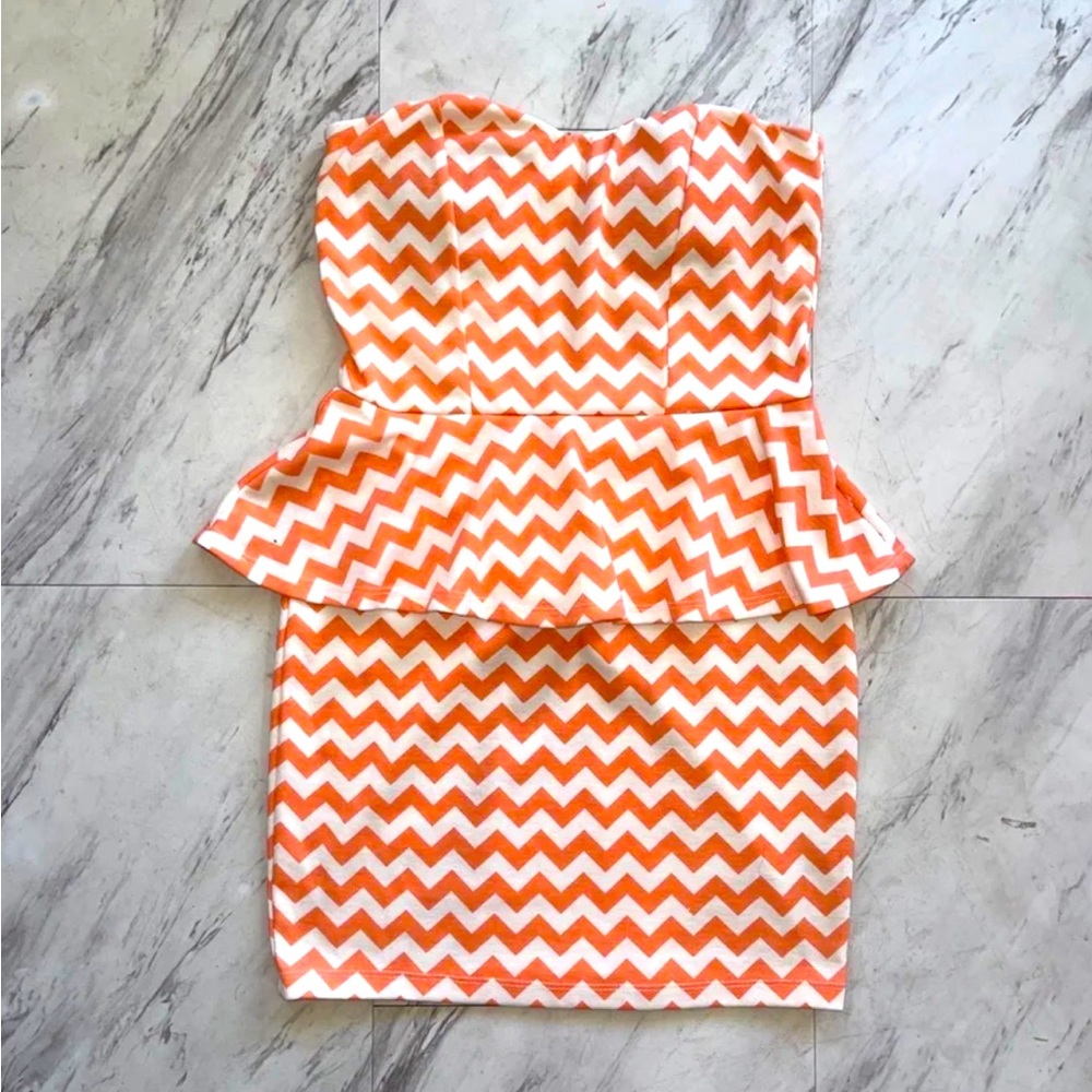 Orange shoulderless strapless fit dress